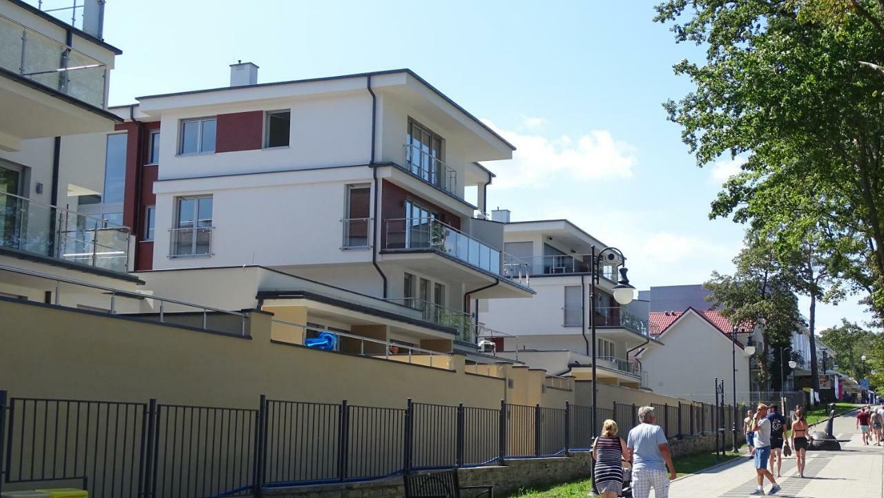Apartament DeLux Rewal Extérieur photo